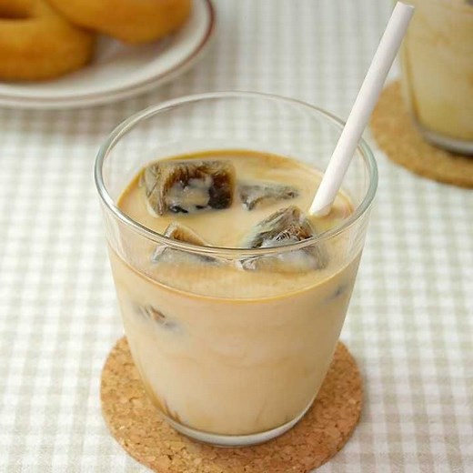 最後まで濃厚！ 氷コーヒーのレシピ動画・作り方 | デリッシュキッチン