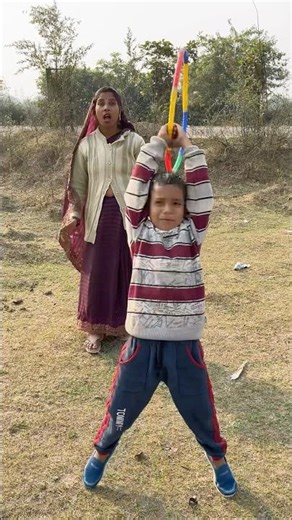 Introducing the "VitaWear SmartBand," a next-generation wearable gadget🎉