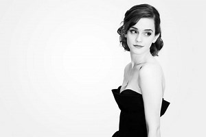 Emma Watson's Height, Weight Control Regimen and Diet Plan