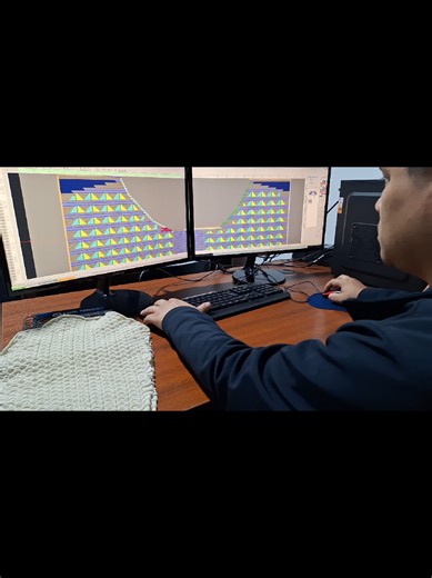 UN dia normal, de nuestro programador desarrollando tejidos. full fashion con la. facilidad de software M1 STOLL Consultas o Cotizaciones :👉👉👉 📞 01 -3546734 /  591 79505223 https://bit.ly/2K3XZlR https://wa.me/51946565013 https://wa.link/67y3bv https://wa.link/bznps6 📧ventas@t-tailor.com www.t-tailor.com #maquinastejedoras #stoll #knitandwear