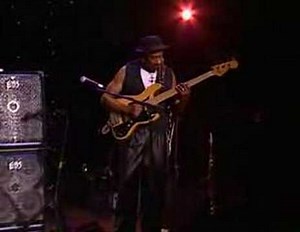 Teen Town ( Jaco Pastorius ) by Marcus Miller ( live )