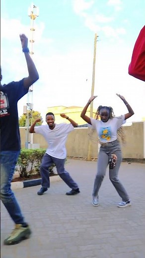 Moses Bliss - Umbrella Dance Challenge