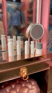 Special delivery from Beyoncé #dollhouse #miniature #beyonce #cecred | Lyla Danielle Miniatures