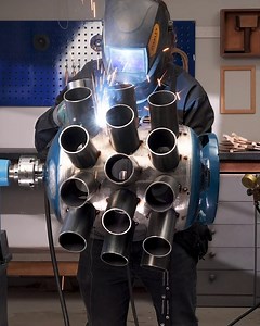 1.5M views · 5.5K reactions | After so many fire pits all over the internet, I think this is it! | Science, Tech and Universe | Facebook