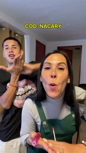 Nacary_flores on Instagram: "Ya no queremos amor﫶 Mejor ponte a jugar en M¡C@$iNO.COM // COD: NACARY #madreehijo #parati #contenido #humor #bromas #comedia"