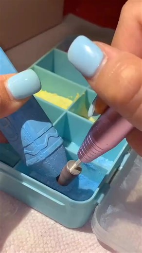 Nail Art Tutorial: Create Stunning Acrylic Nails
