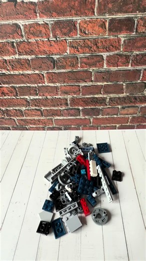 Transformer lego Soundwave - Partie 3 - Qui la déjà construite le lego Soundwave ? - content de l'avoir dans ma collection merci à ma copine pour le cadeau @helenaouahab1 #hasbro #transformerg1 #transformerlego #lego #soundwave