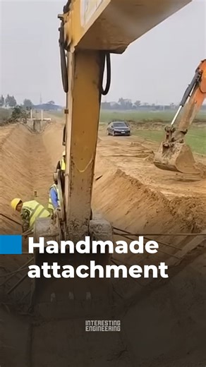 With the handmade attachment to the mechanical shovel, it became the perfect tool for digging up pits. 🎥 sigma_concrete / IG | Interesting Engineering