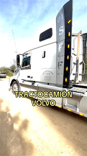389K views · 13K reactions | VENDIDO TRACTOCAMION VOLVO VNL 670 2015 #fyp #camioneros #truck #volvotruck #trucking | Rigo's Trucks | Facebook