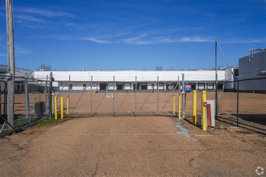 4240 Industrial Dr, Jackson, MS 39209 - Industrial for Sale | LoopNet