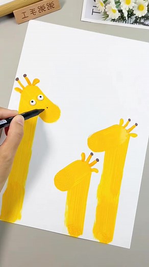 24K views · 63 reactions | Title: Beautiful Giraffe Family Painting 漣 #hashtags: #giraffepainting #animalart #wildlifeart #familylove #kidsart #creativepainting #safaritheme #natureart #diyart #funactivity | paper craft ideas | Facebook