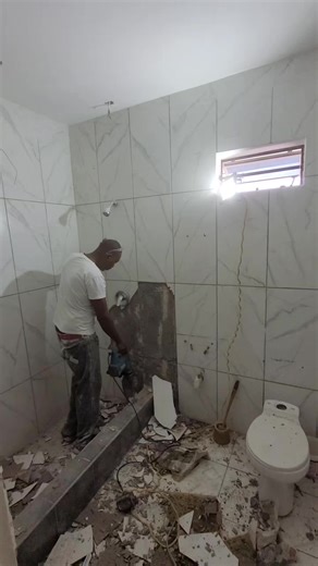 Luxury Bathroom Renovation with Polished Porcelain Tiles