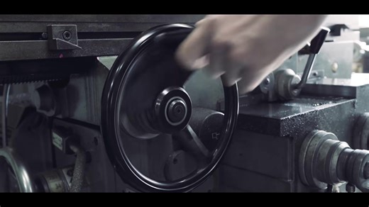 从模具到印刷：以客户为先的B2B工厂全流程揭秘