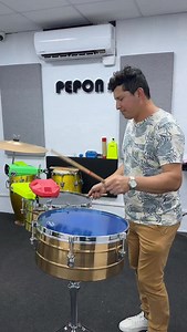 1.9K views · 2.1K reactions | Alumno aprendiendo a usar el redoble de 7 golpes cerrado acompañando #cumbia #percussionist #salsa | Pepon - Clases De Percusion | Facebook