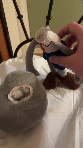 Only a scratch for Headless #plush #plushie #plushies #pvz #pvzplush #plantsvszombies #plantsvszombiesplush #onlyascratch #headless #plant #plantplush #zombie #zombieplush #fyp #foryou #fypシ #audio
