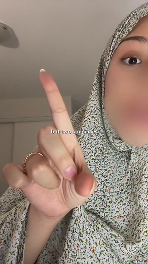 Flavia┃Revert Muslim┃Latina┃Entrepreneur on Instagram: "i’ve been cooking 2 projects at once - #islam #muslimtiktok #hijab #muslimah #reels #pregnancy"