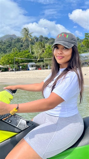 Chantel Snyman® on Instagram: "Island Living🏝️ Day In The Life Episode 6 Coming Soon.. Subscribe to My YouTube Channel"