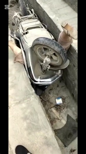 【バイク女子】どうやって助けるの！？ #バイク女子