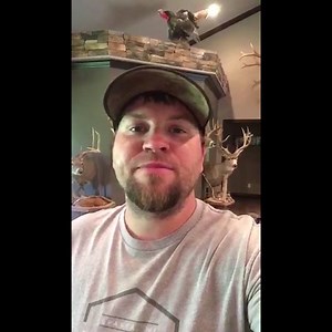 33K views · 292 reactions | It’s time for a GIVEAWAY! Who want’s to win a bag of the new Evolved Harvest AlphaPlot food plot seed and also a bag of the new Evolved Habitats Rack Up Deer Mineral. The contest is super simple! All you have to do is click the link below and enter your email address! It’s that simple! bit.ly/EvolvedGiveaway | Evolved | Facebook