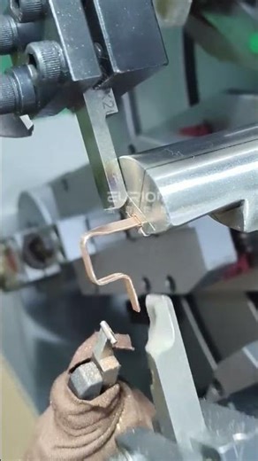 Ultra-Precise Flat Wire Forming – Perfect Edgewise Coils in Seconds!