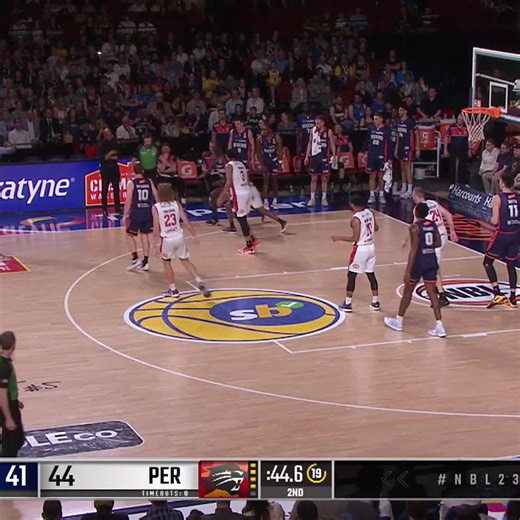 Kai Sotto can't stop dunking 💪 Watch #NBL23 live on ESPN via Kayo Sports and Foxtel 📺 | NBL