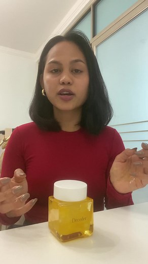 This Decoder Honey Collagen Cleansing Jelly Mask is designed for a deep nourishment and hydration that brightens, firms and soothes the skin for a more radiant glow. this mask is absolutely amazing✨🍯😍 #decoder #honeycollagen #facemask #soothing #glowy