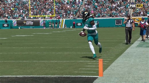 Brian Thomas Jr. is left all alone to snag his first receiving TD of 2025