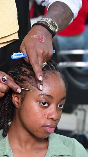 Every woman deserves this protective hairstyle Advantages of temporary or artificial dreadlocks extensions They will help you restore youf broken or damaged hairline They strengthen your hair to grow They have low maintenance They are water oy triendly They give your a break of months and easy to longer and healthier Forger and healthier your ho even grownk ids 16.2K the ena Flockedbykareem #dreadlocks #dreadstyles #locstyles #womenlocstyles #menlocstyles #protectivestyles #temporarylocs #artifi