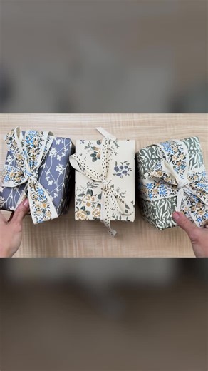 Skillshare on Instagram: "⚠️ WARNING! ⚠️ The following may cause people to like your wrapping more than the gift. 💝 If you’ve ever wanted to design your own gift wrap, this simple sketch-to-pattern process is the perfect place to start. A tiny creative moment with a big personal touch. 🎁 How to Design Gift Wrap: From Sketch to Print-Ready Patterns by @bonniechristine (🔗 in bio) #HandmadeHoliday #GiftWrappingIdeas #PatternDesign #SurfacePatternDesigner #AdobeIllustrator #CreativeProject #MakeI