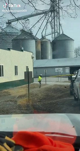 Tell me your company will hire anybody without actually telling me🤨 #lifetimelaborer #fyp