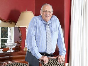 Brisbane pharmacy king, Richard Malouf has secured a buyer for his luxury Hamilton home - realestate.com.au