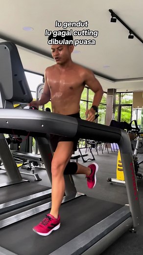 Manfaatkan Bulan Puasa untuk Turunkan Berat Badan