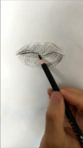 Hyper Realistic Lip Sketch Drawing – Easy Steps #shorts