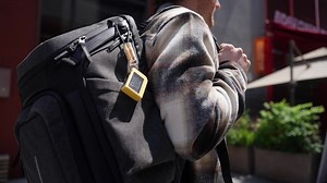 Ultra Small & Portable✅ Super fast transfer speed of 1000MB/s🚀 Cooling Fan & Write Protection❄️ Wide range of compatible devices | Sharge