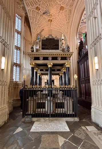 The Tomb of Elizabeth I and Mary I: A Historical Insight