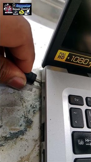 sparking problem in laptop - Lenovo charger plugged in but not chargingLenovo laptop battery 🚫 #bzu