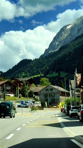 Swiss Alps scenic road drive: best mountain views and stops