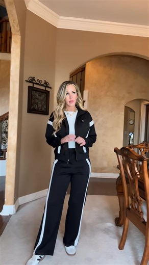 ✨ Women’s Sweatshirt & Wide-Leg Pant Set – Soft, Comfy & Effortlessly Chic  Stay cozy and stylish with the Women’s Sweatshirt & Wide-Leg Pant Set. Perfect for lounging or casual outings, this set offers the perfect balance of comfort and modern flair. Your go-to look for laid-back chic! ✨ | Camperth.com | Facebook