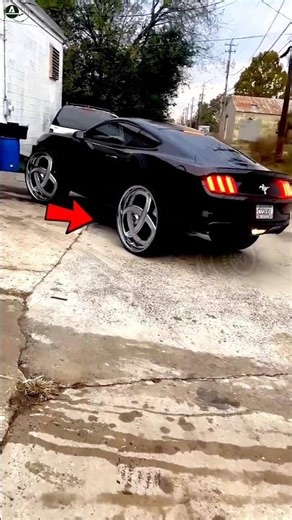 FLOATING HUBCAP #shortsfeed #shorts