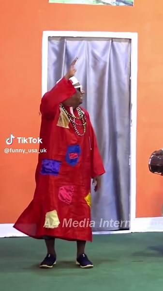 Exploring Cultural Connections Between the USA and UK