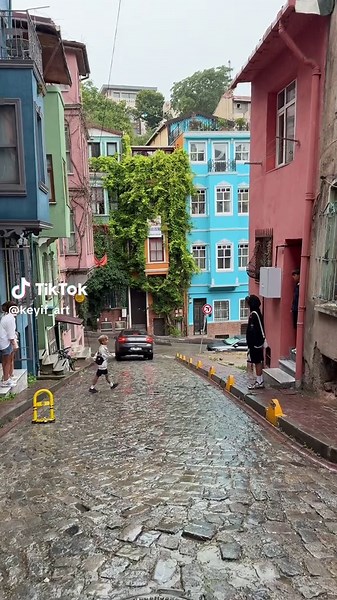 find the exact locations and details of all 4 spots shown in the video, follow our Instagram page! All addresses are saved in our highlights. 👇 📸 Instagram: @keyif_art