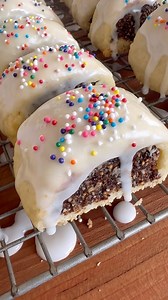 Angela Allison on Instagram: "Cuccidati are the classic Italian Fig Cookies traditionally served at Christmas time! 🇮🇹🎄 Comment “FIG” and I’ll send you the recipe or go to: https://thisitaliankitchen.com/cuccidati-recipe/ ☺️ follow for more Italian recipes! #cuccidati #italianfigcookies #italianchristmascookies #italiancookies #figcookies #italianrecipe #italianfood"