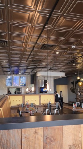 Let's visit Appleton! 🍎 #appleton #appletonwi #explorefoxcities #cheese #cheesy #macandcheese #eatdrinkbecheesy #MACS #wisconsincheese #wisconsin #wisconsindells #lovethedells #discoverwisconsin #travelwi | MACS Macaroni and Cheese Shop