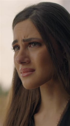 Andria Tayeh on Instagram‎: "الصدق المتأخر…. شكل من أشكال الخيانة! برأيكم انتهت علاقة لارا و يزن؟ ولا لسه في مجال للتسامح؟ #مش_مهم_الإسم"‎