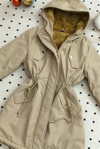 This fleece-lined parka is my new go-to for staying cozy and chic all winter✨🧥 #winterfashion #winterwarm #wintercoat #womencoat #parka