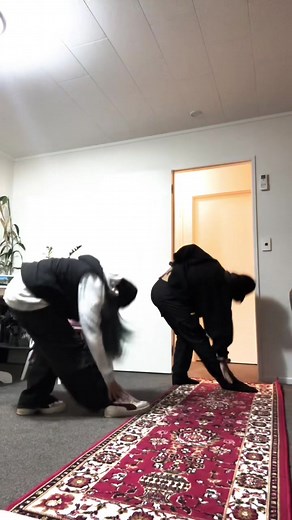 Throw Dat Ass Ina Circle: Dance Challenge