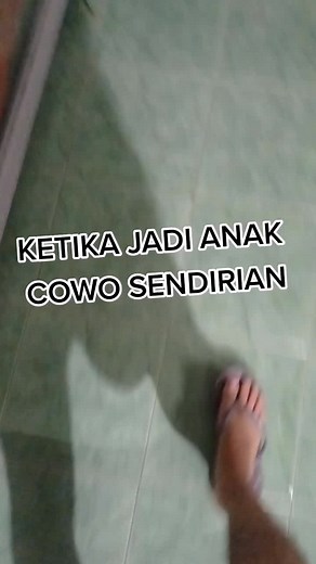 Keseruan Adik Kakak di Rumah Sepi
