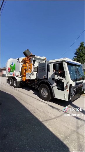 The hardest-working EV on the streets today. 🔋🔌