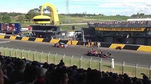 921 reactions · 1.5K shares | Infiniti F1 Car vs V8 Supercar Vs Bike | Top Gear Festival Sydney 2013 | CarsGarage.it | Facebook