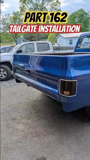Tailgate Installation - Rebuilding a 1975 Chevy C10 Part 162